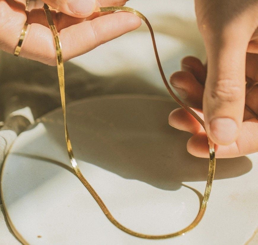 Snake Necklace:Gold