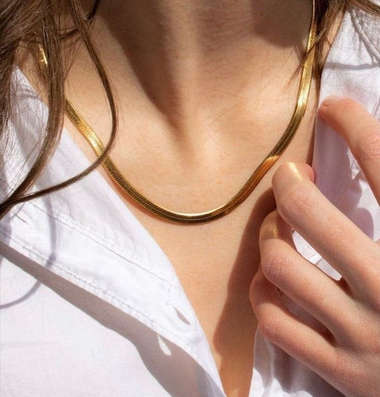 Snake Necklace:Gold